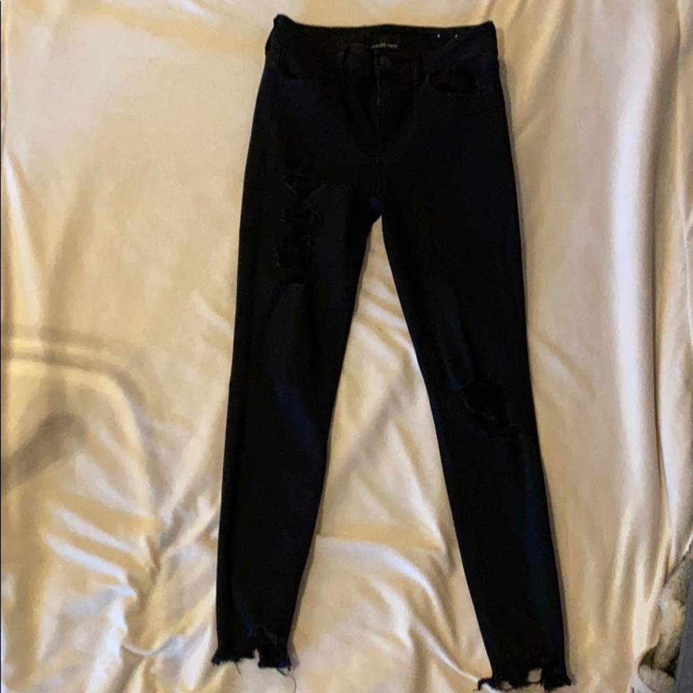 American Eagle Hi-Rise Jegging Black Destroyed